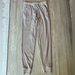 ALO Muse Sweatpants